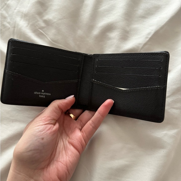 Authentic Louis Vuitton Men’s Wallet - Picture 2 of 3